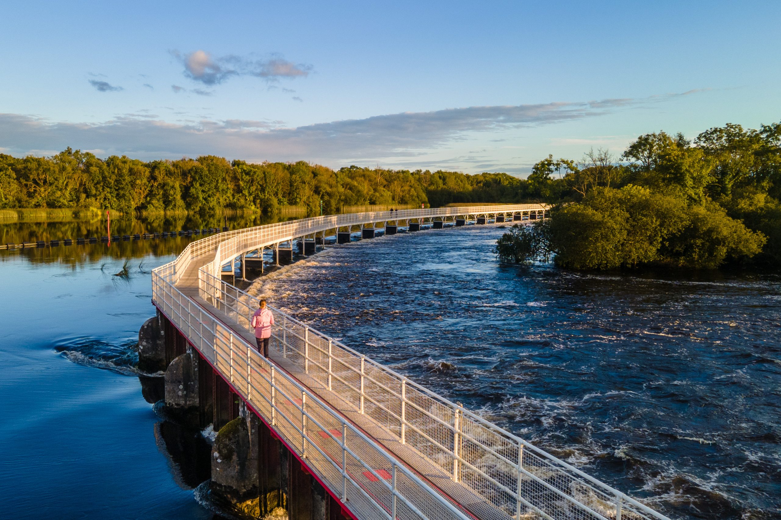 Meelick Weir Walkway, River Shannon, Co Galway, Co Offaly_master